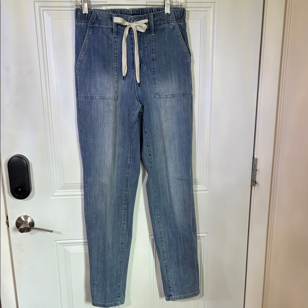 Judy Blue Light Blue Denim jeans with White Drawstring